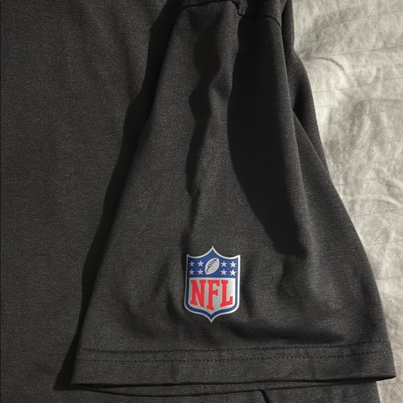 Black Tampa Bay Buccaneers Tee - Short Sleeve - Picture 4 of 5